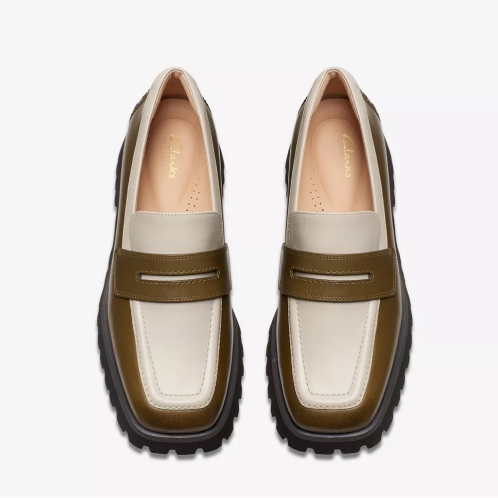 Clarks Lug sole Loafer in Olive and White